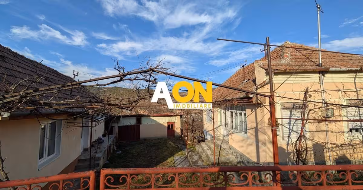 Casă individuală de vânzare cu 3 camere în Hăpria