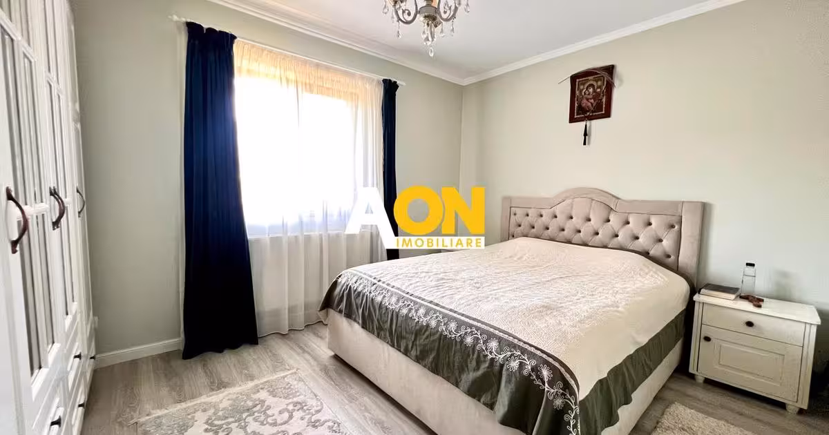 Casă de vânzare cu 4 camere, mobilată în Ciugud