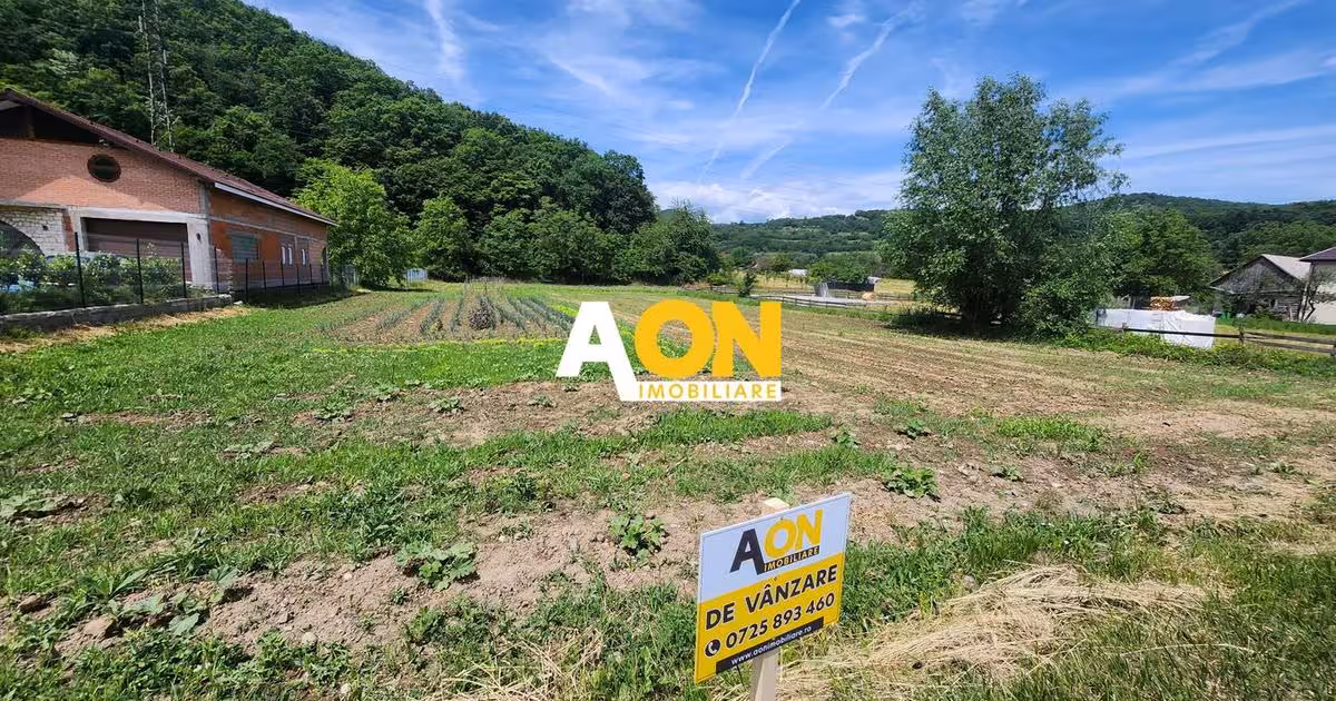 Teren Construcții intravilan de vânzare de 936 mp, în Ampoița