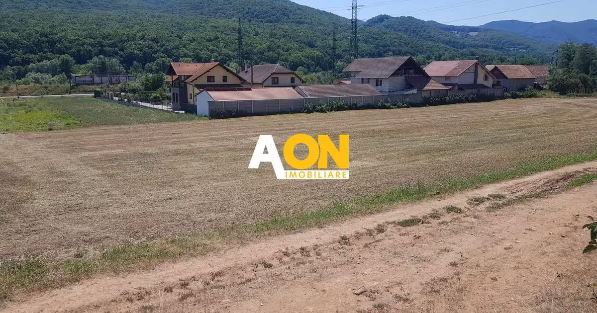 Teren Construcții intravilan de vânzare de 517 mp, în Ampoița