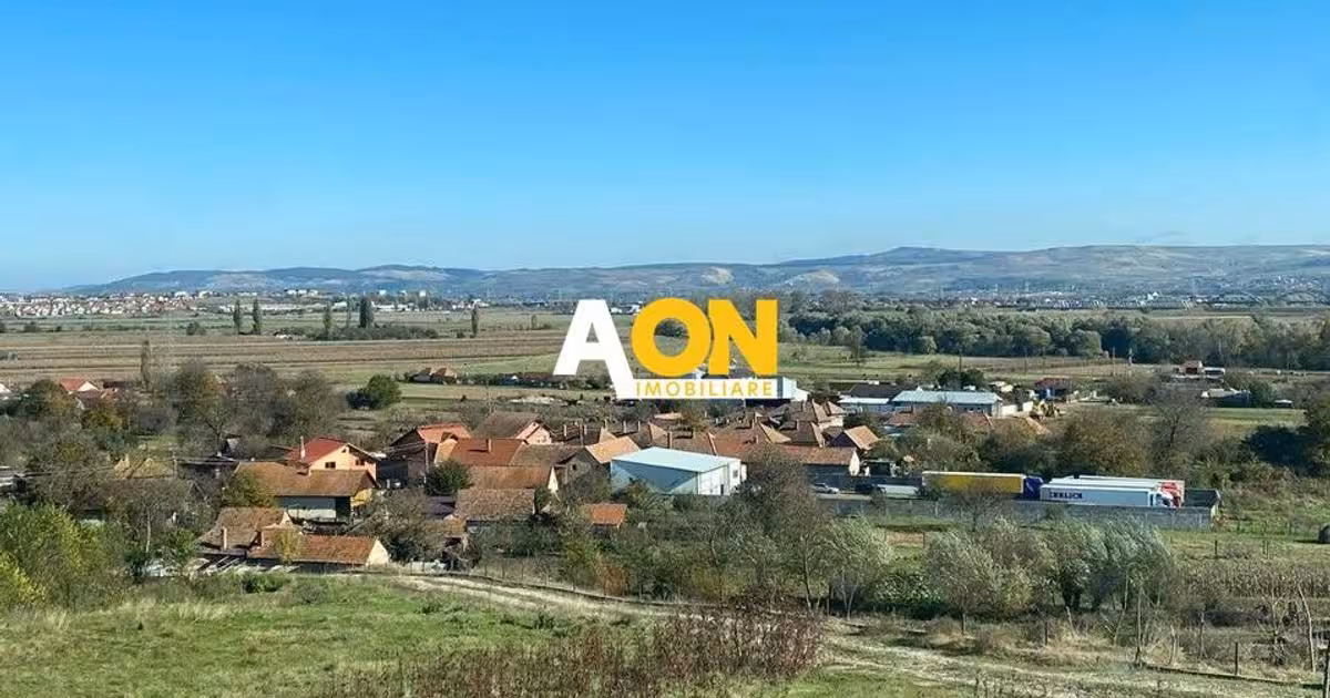 Teren Construcții intravilan de vânzare de 7600 mp, în Pâclișa