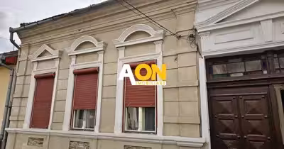 Casă Central