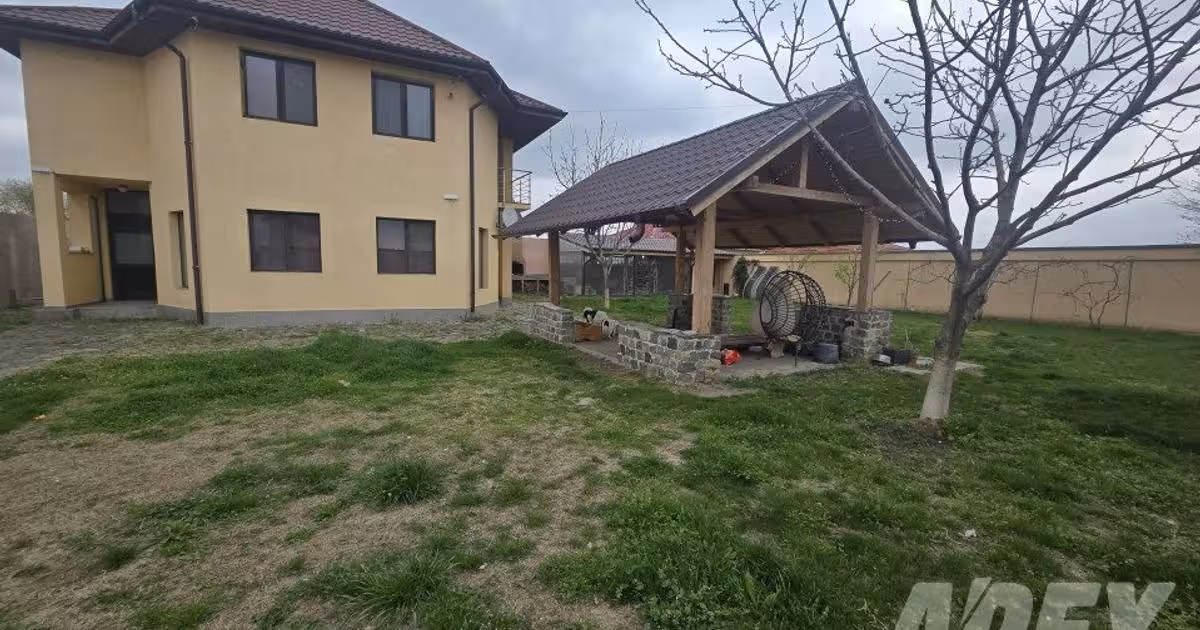 Casă individuală de vânzare cu 4 camere, mobilată în Clinceni