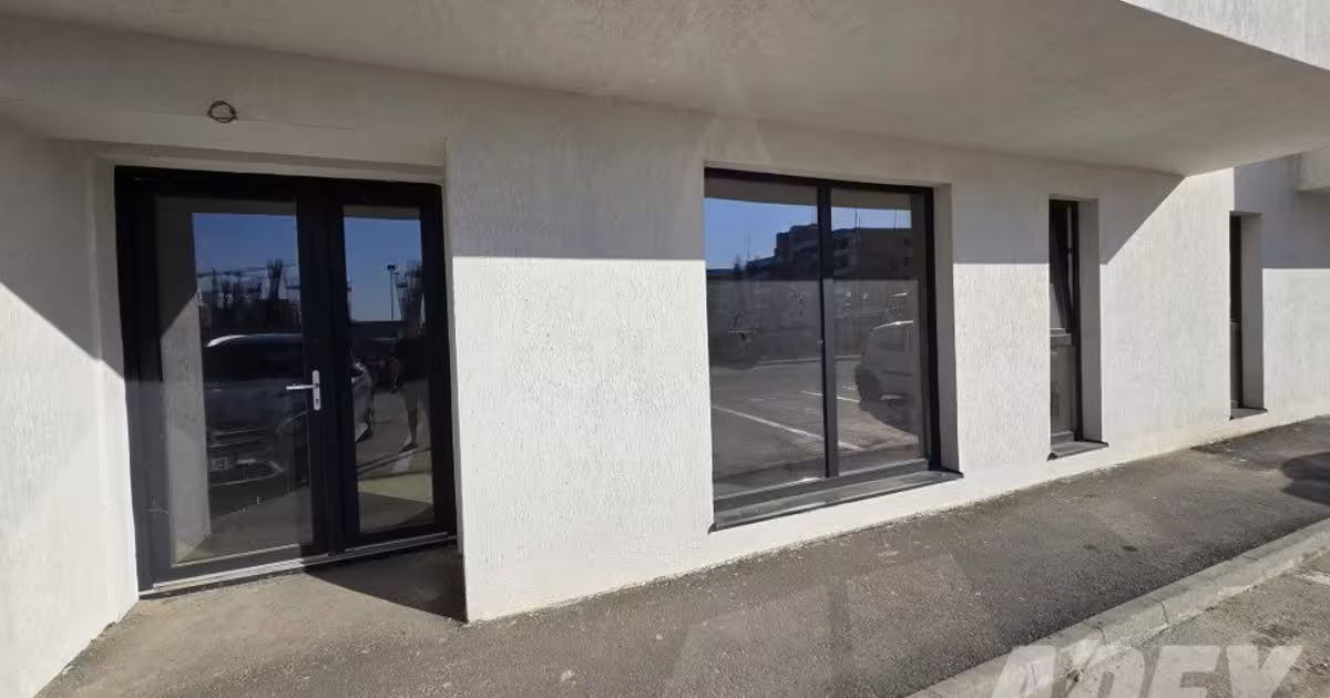 Spațiu comercial de vânzare 95 mp în zona Pipera, Sector 1