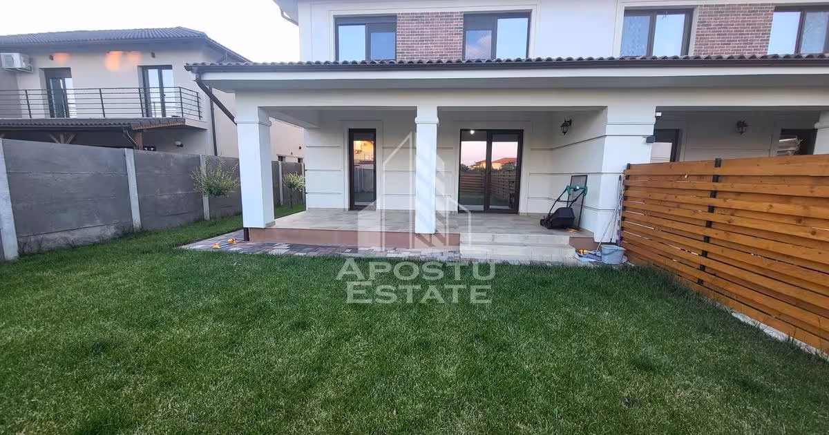 Duplex de vânzare cu 5 camere în Dumbrăvița
