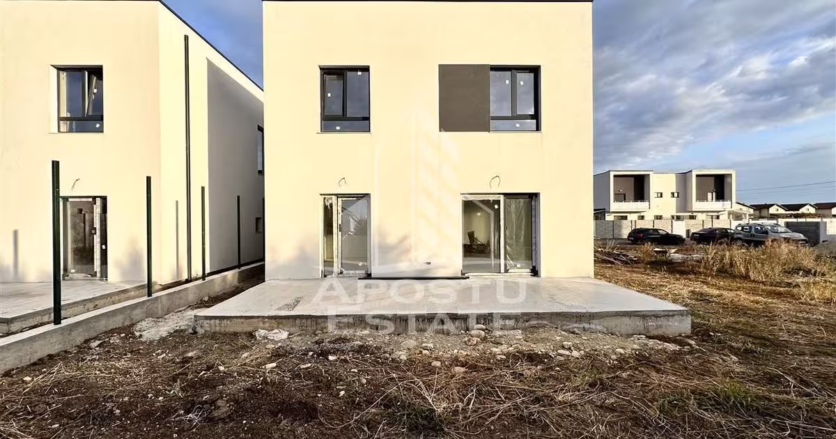 Duplex de vânzare cu 5 camere în Dumbrăvița