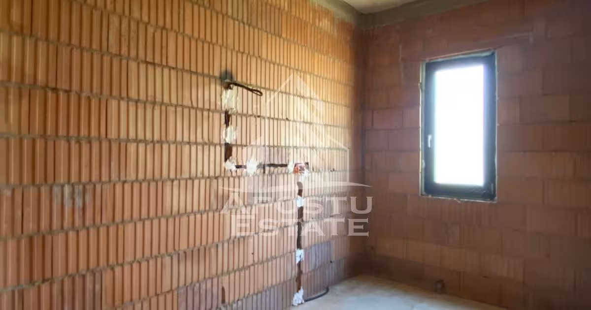 Casă individuală de vânzare cu 5 camere în Urseni