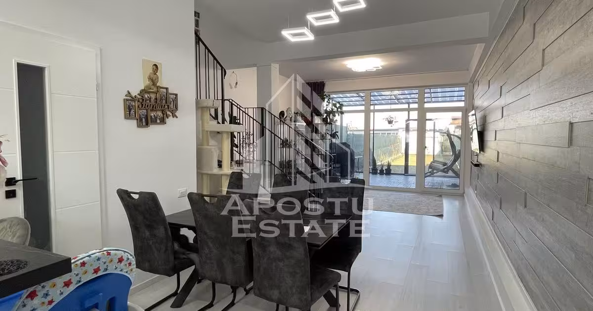 Casă individuală de vânzare cu 3 camere, mobilată în Săcălaz