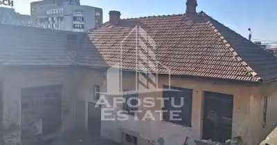 Casă Dorobanților