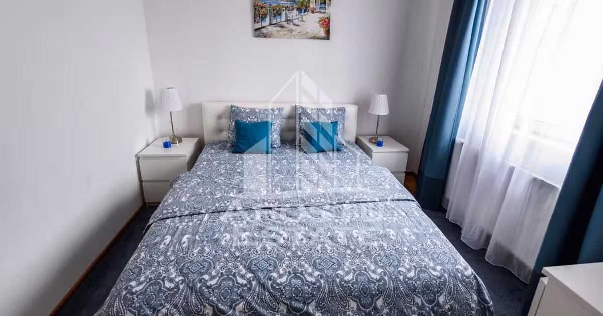 Apartament de vânzare cu 3 camere, mobilat în zona P-ța Unirii, Timișoara