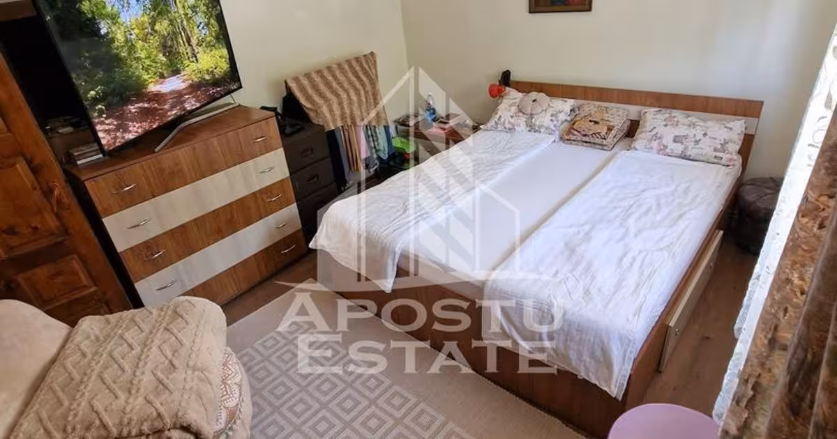 Apartament de vânzare cu 2 camere, mobilat în zona Lipovei, Timișoara