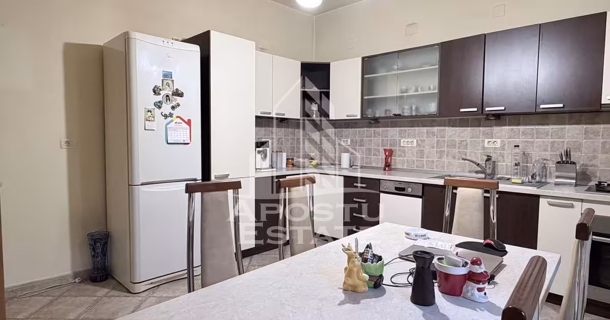 Casă individuală de vânzare cu 6 camere, mobilată în zona Fratelia, Timișoara