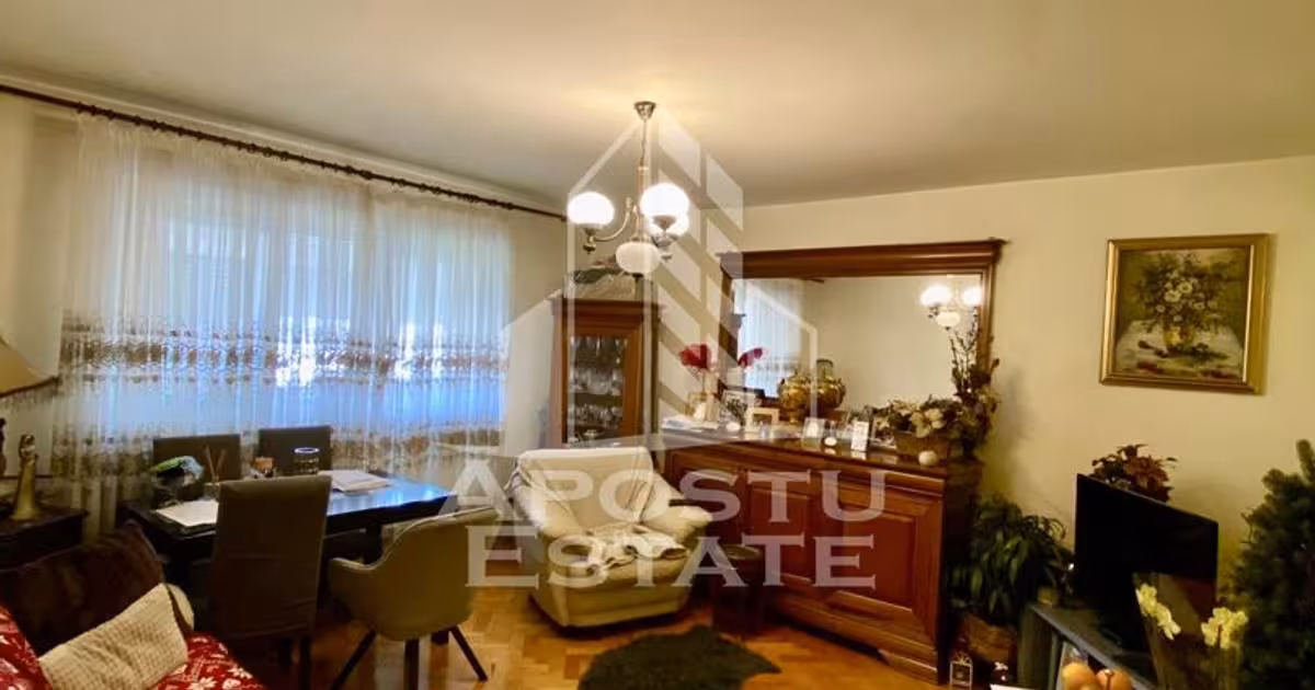 Apartament de vânzare cu 3 camere, mobilat în zona Olimpia-Stadion, Timișoara