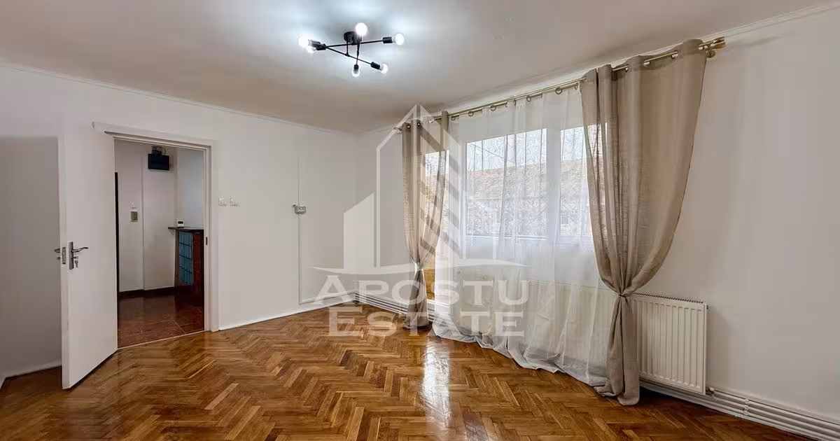 Apartament de vânzare cu 3 camere în zona Circumvalațiunii, Timișoara