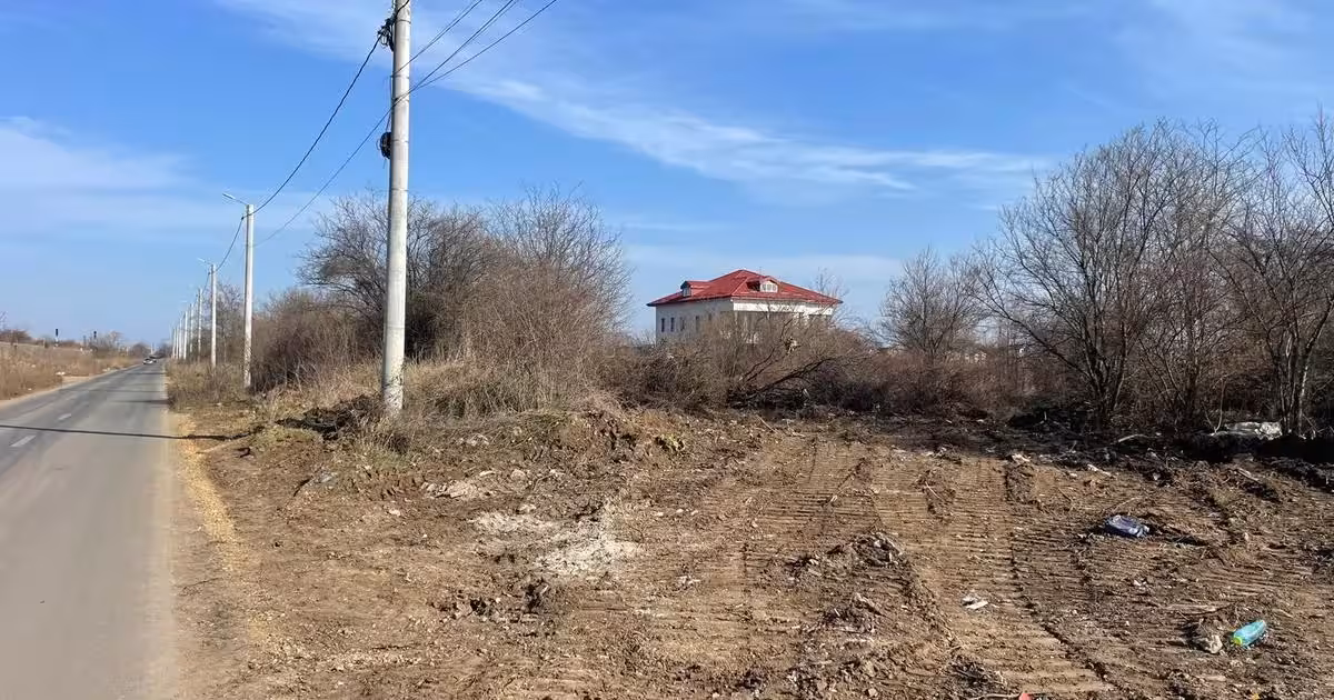 Teren Construcții intravilan de vânzare de 22000 mp, în Balotești