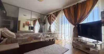 Casă Aradului