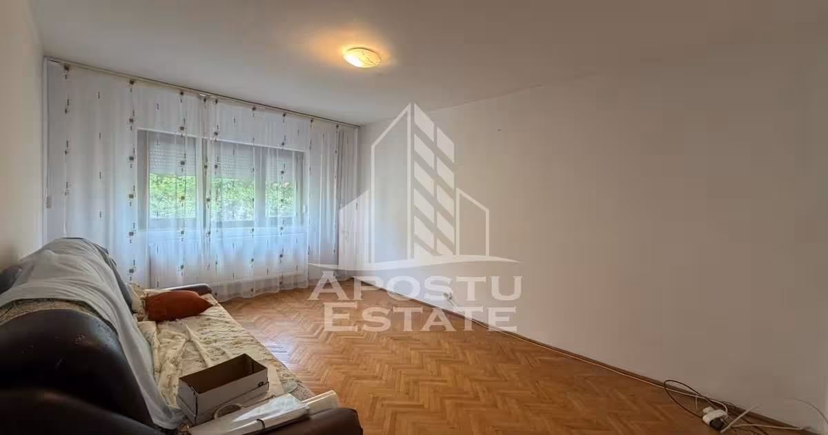 Apartament de vânzare cu 3 camere, mobilat în zona Soarelui, Timișoara