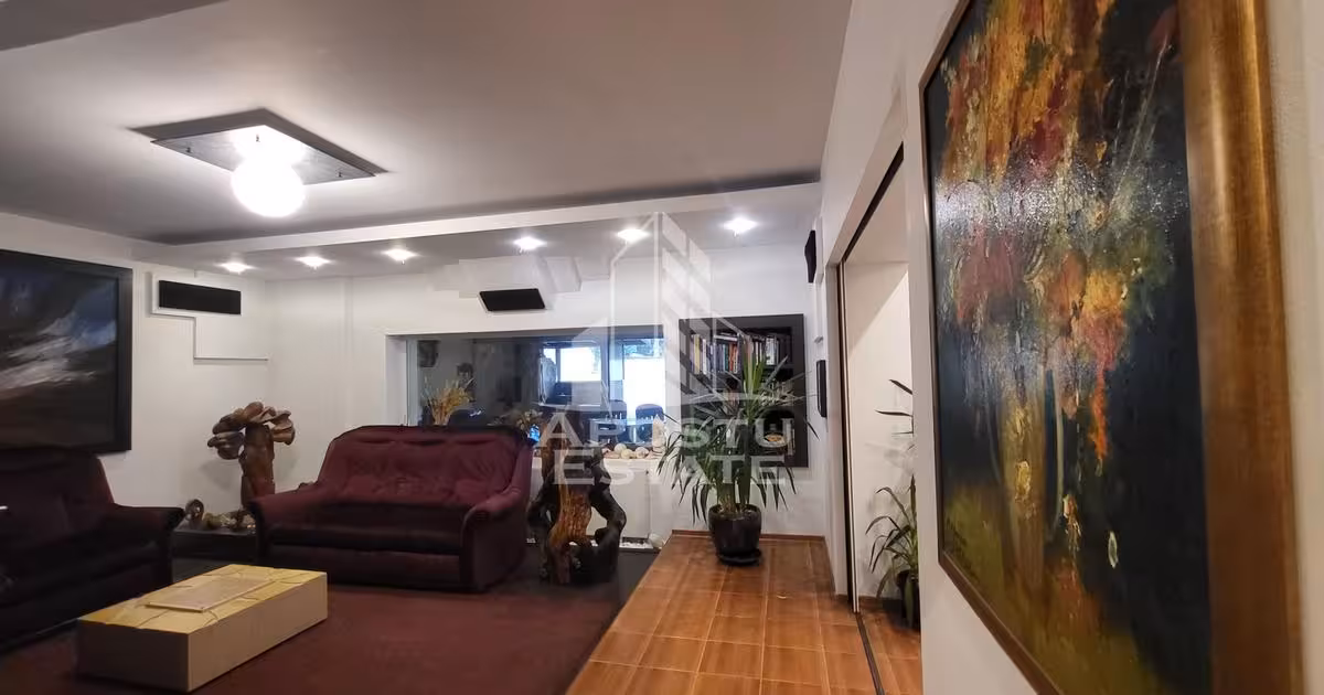 Casă individuală de vânzare cu 6 camere, mobilată în Dumbrăvița