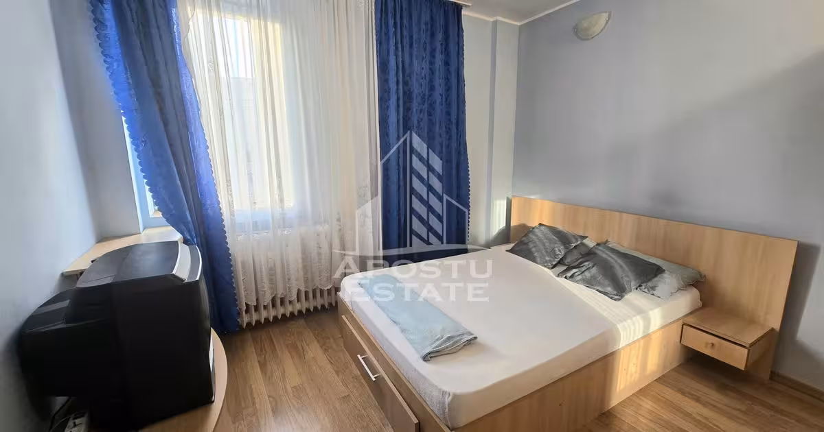 Apartament de vânzare cu 4 camere în zona Circumvalațiunii, Timișoara