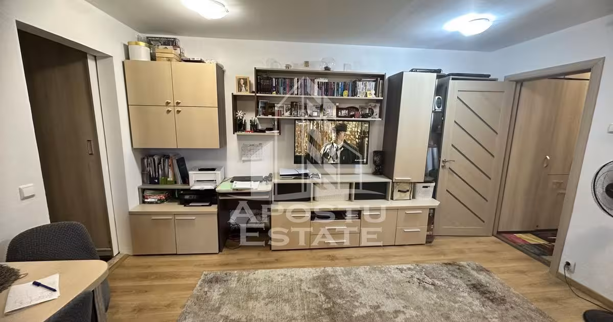Apartament de vânzare cu 3 camere, mobilat în zona Buziașului, Timișoara
