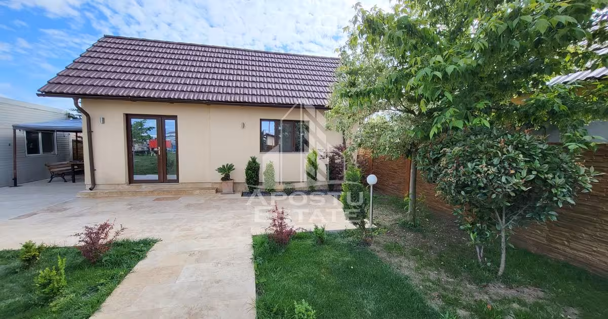 Casă individuală de vânzare cu 2 camere, mobilată în Dumbrăvița