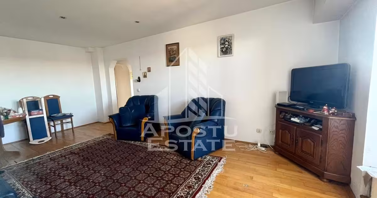 Apartament de vânzare cu 4 camere, mobilat în zona Complex Studențesc, Timișoara