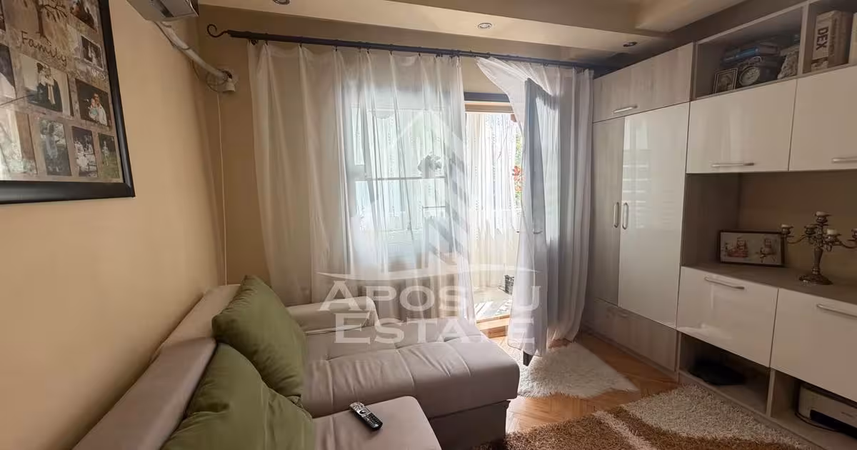 Apartament de vânzare cu 3 camere în zona Lipovei, Timișoara