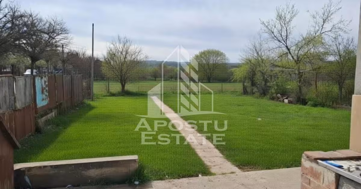 Casă individuală de vânzare cu 3 camere în zona Plopi, Timișoara
