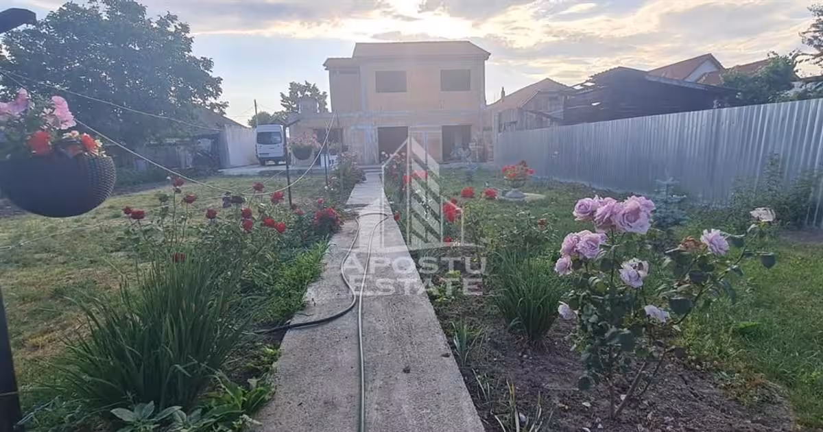 Casă individuală de vânzare cu 8 camere, mobilată în zona Fratelia, Timișoara