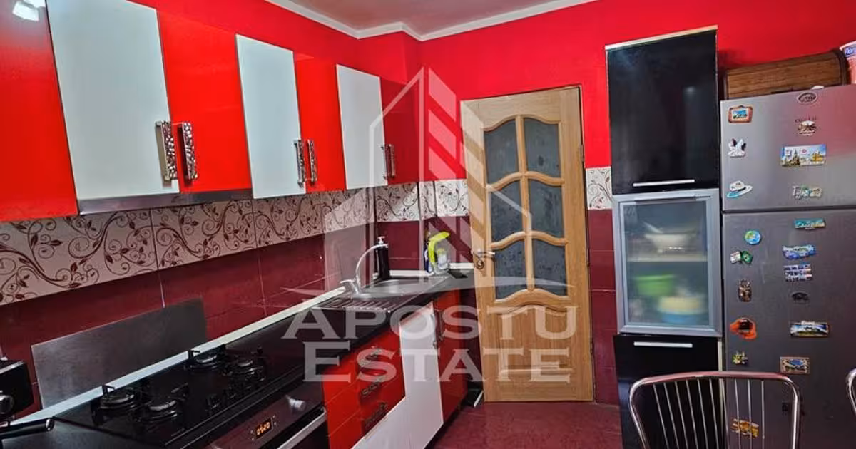 Apartament de vânzare cu 3 camere în zona Girocului, Timișoara