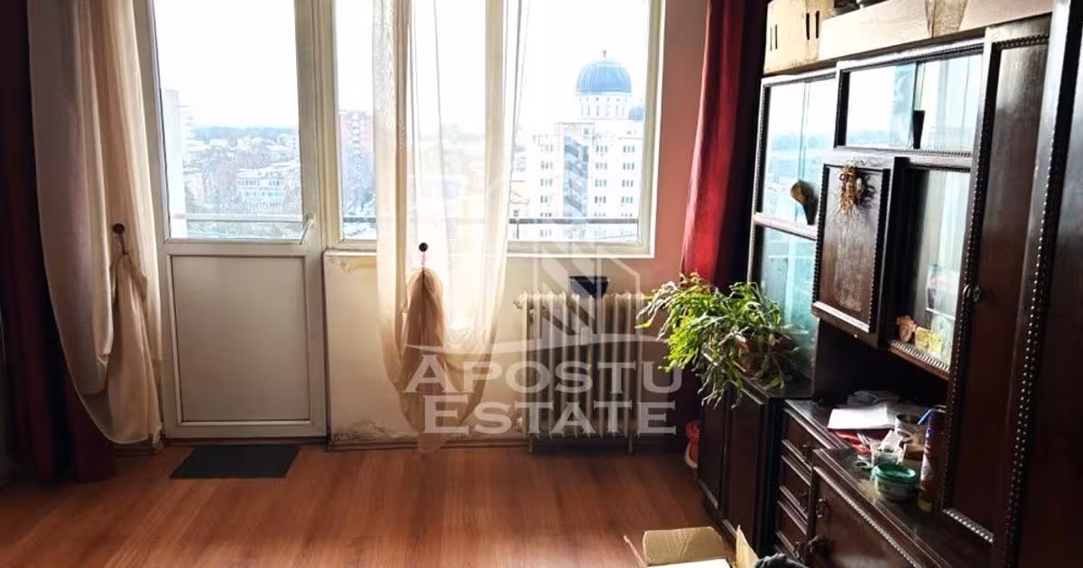 Apartament de vânzare cu 3 camere, mobilat în zona Central, Arad