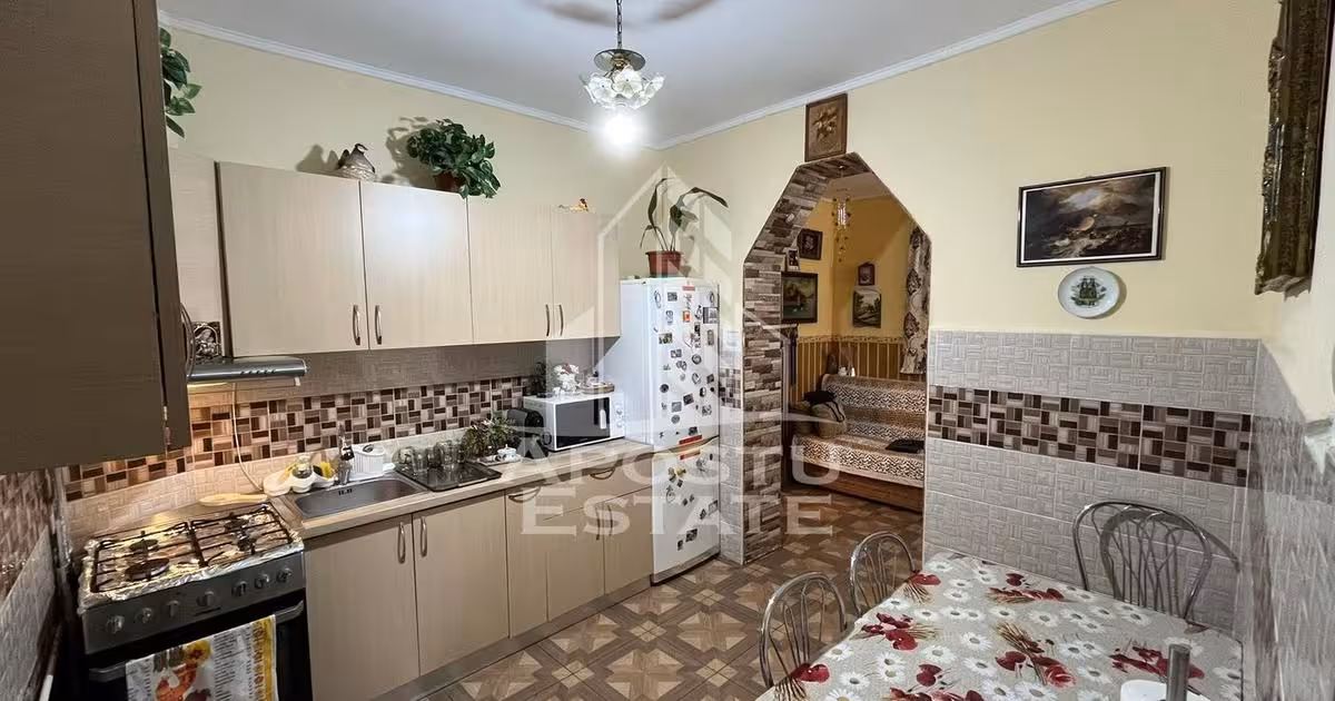 Apartament de vânzare cu 2 camere, mobilat în zona Odobescu, Timișoara