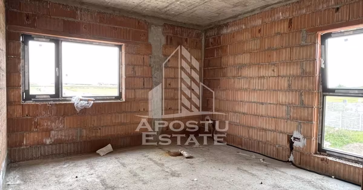 Casă individuală de vânzare cu 3 camere în Săcălaz