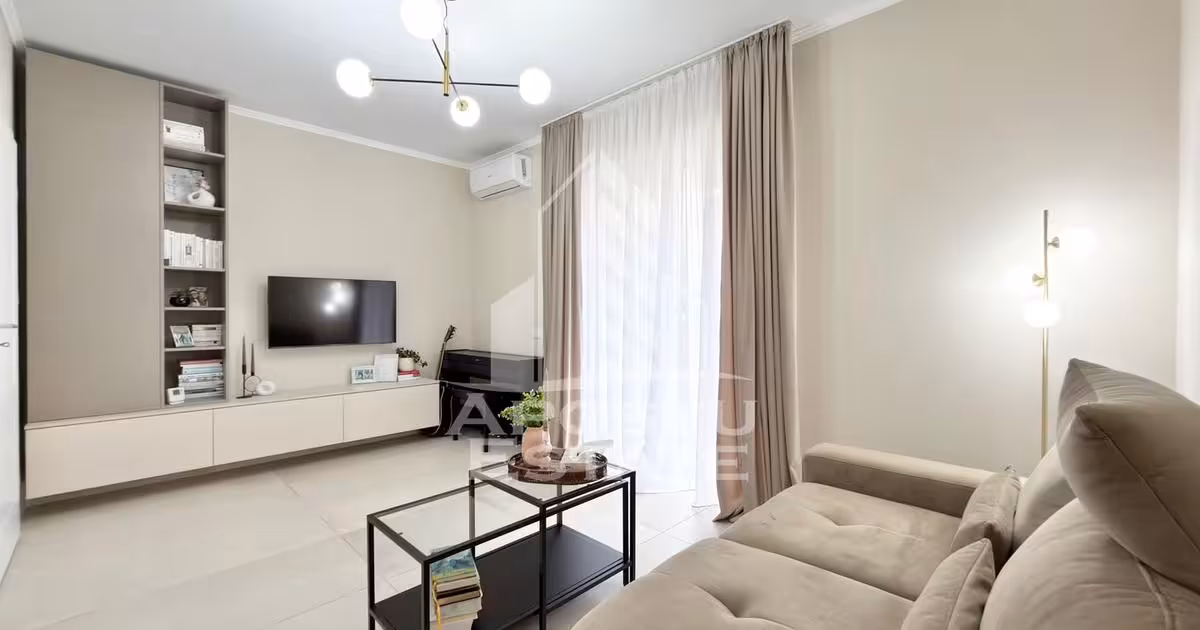 Apartament de vânzare cu 2 camere, mobilat în Giroc