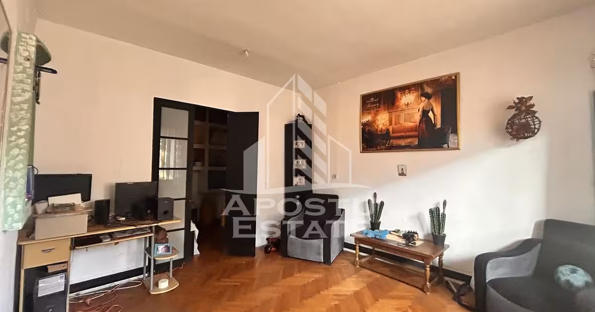 Apartament de vânzare cu 3 camere, mobilat în zona Iosefin, Timișoara