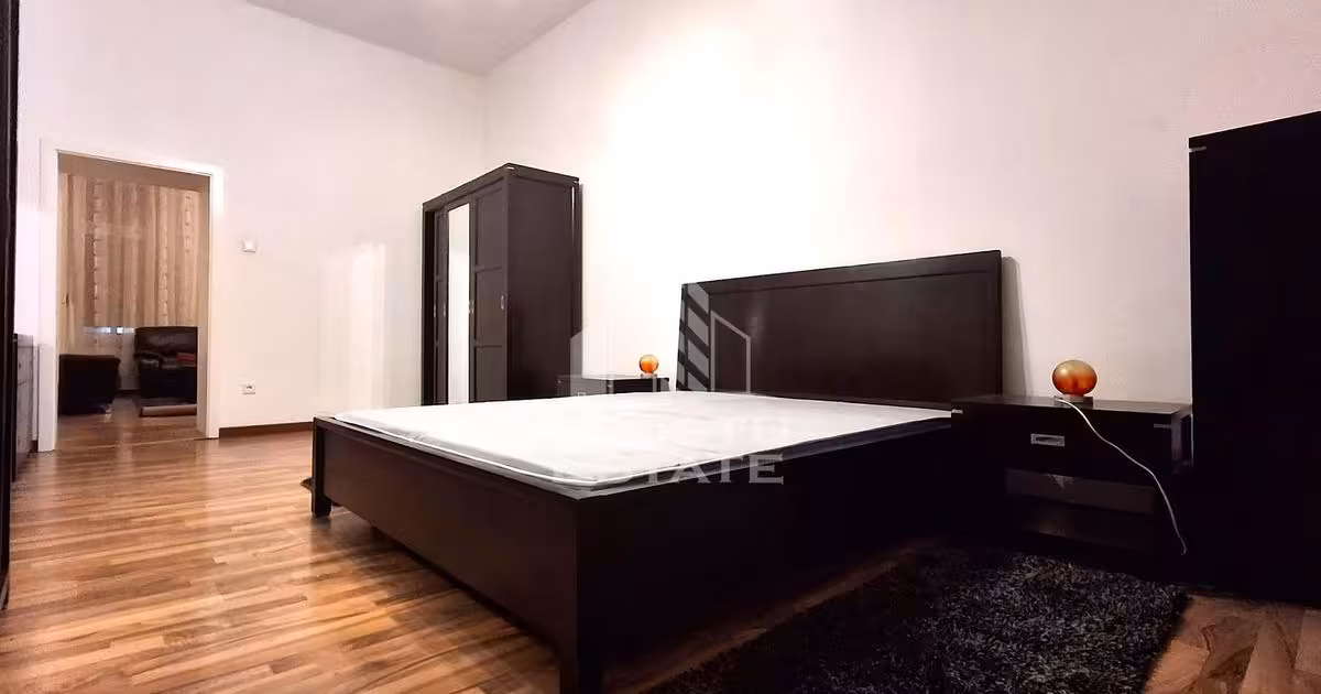 Apartament de vânzare cu 2 camere, mobilat în zona Ultracentral, Arad