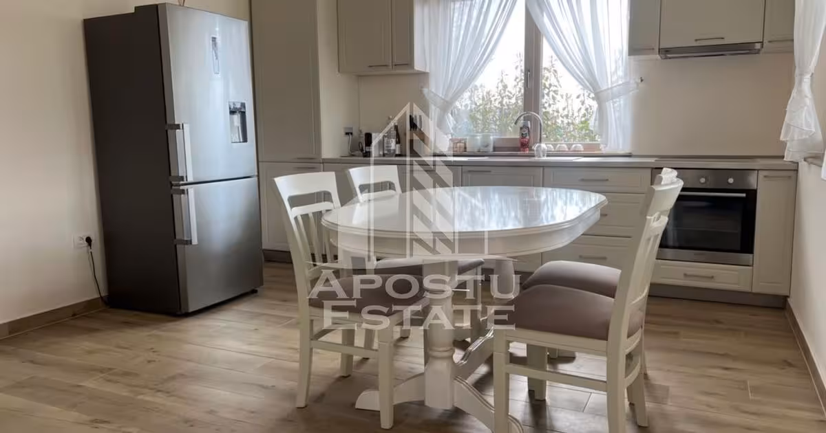 Casă individuală de vânzare cu 3 camere în Ghiroda
