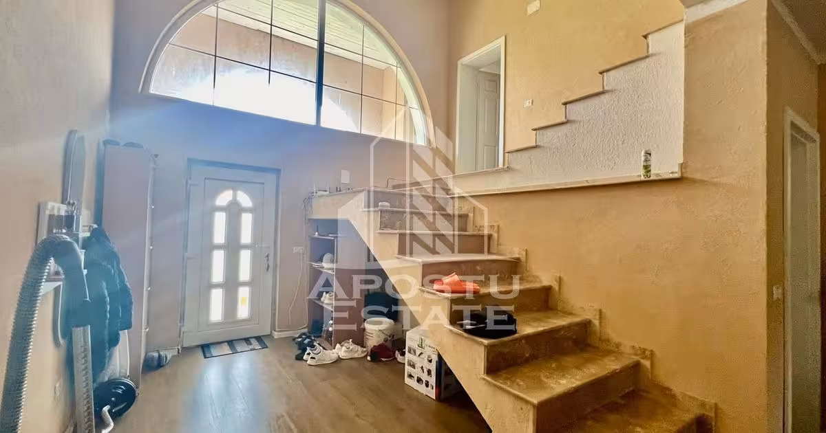 Duplex de vânzare cu 6 camere, mobilat în Moșnița Nouă
