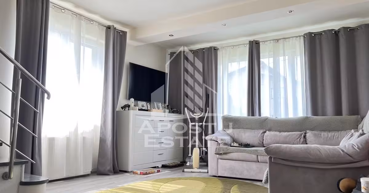 Casă individuală de vânzare cu 4 camere în Săcălaz
