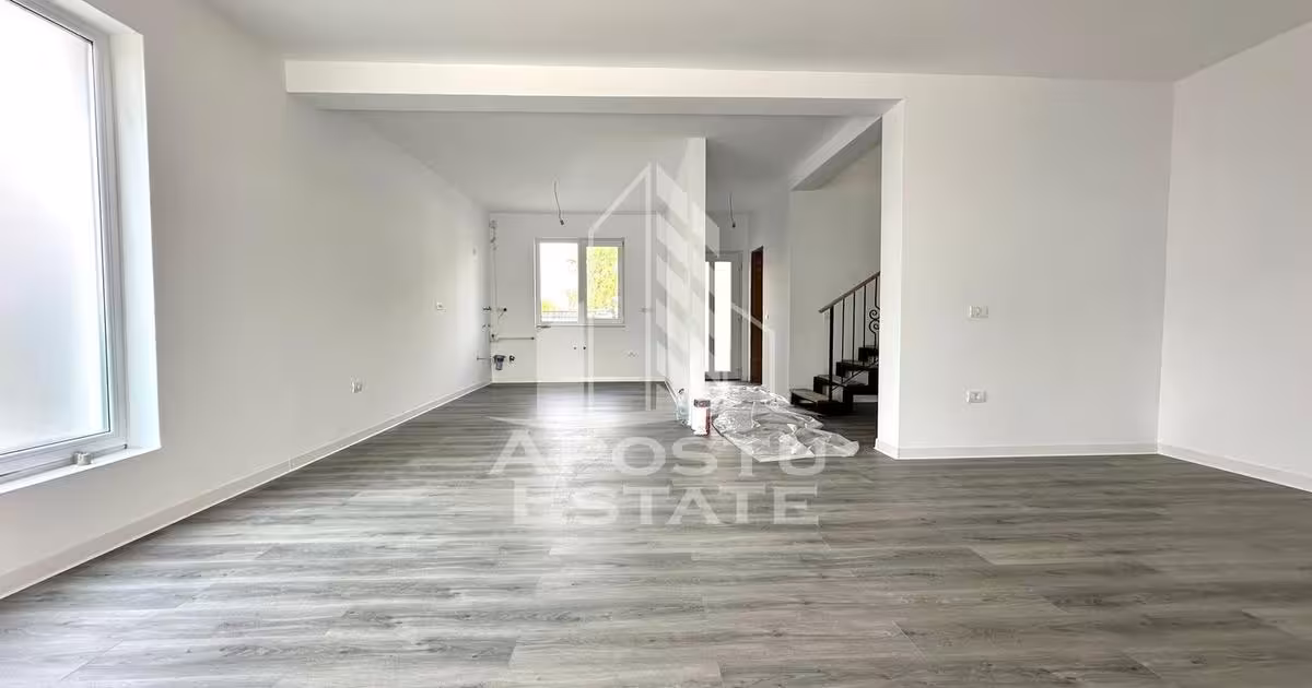 Duplex de vânzare cu 4 camere în Utvin
