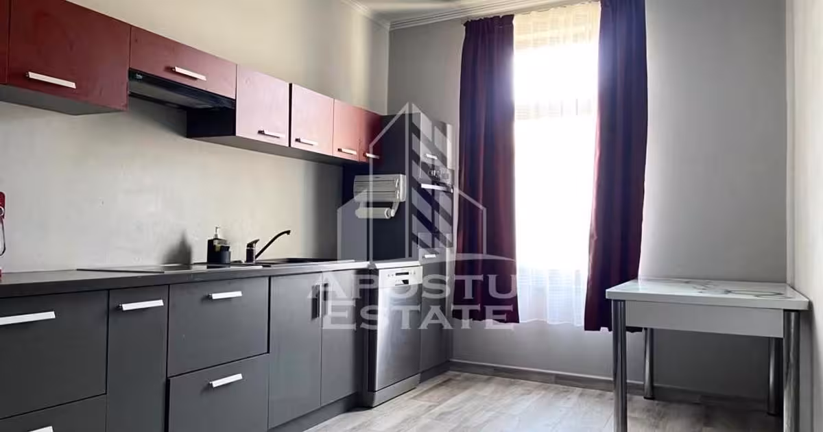 Casă individuală de vânzare cu 4 camere în zona Grădiște, Arad