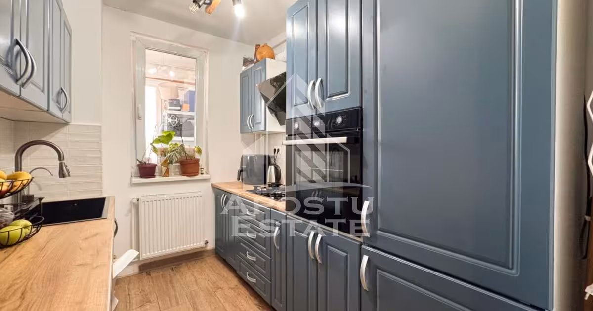 Apartament de vânzare cu 2 camere, mobilat în Hunedoara