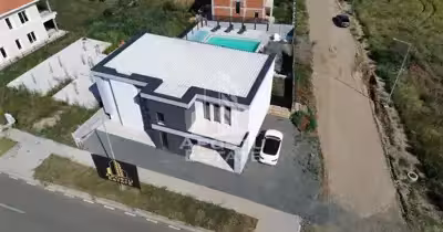 Casă Aradului