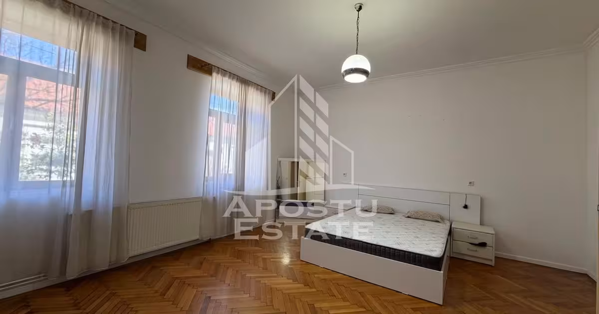 Apartament de vânzare cu 3 camere, mobilat în zona Odobescu, Timișoara