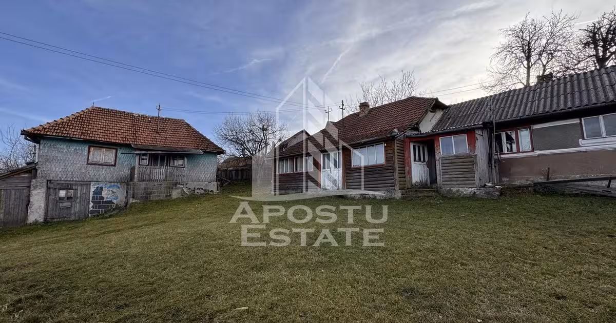 Casă individuală de vânzare cu 4 camere în Feregi