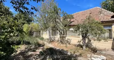 Casă Seceani