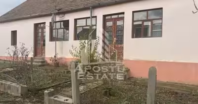 Casă Petrovaselo