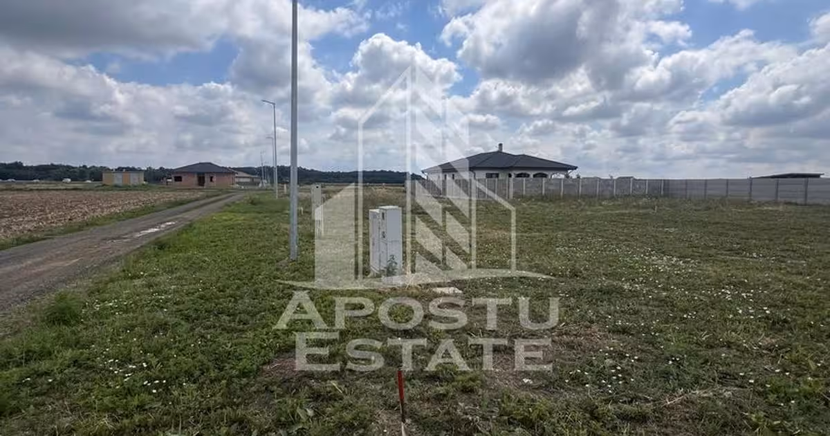 Teren Construcții intravilan de vânzare de 608 mp, în Ghiroda