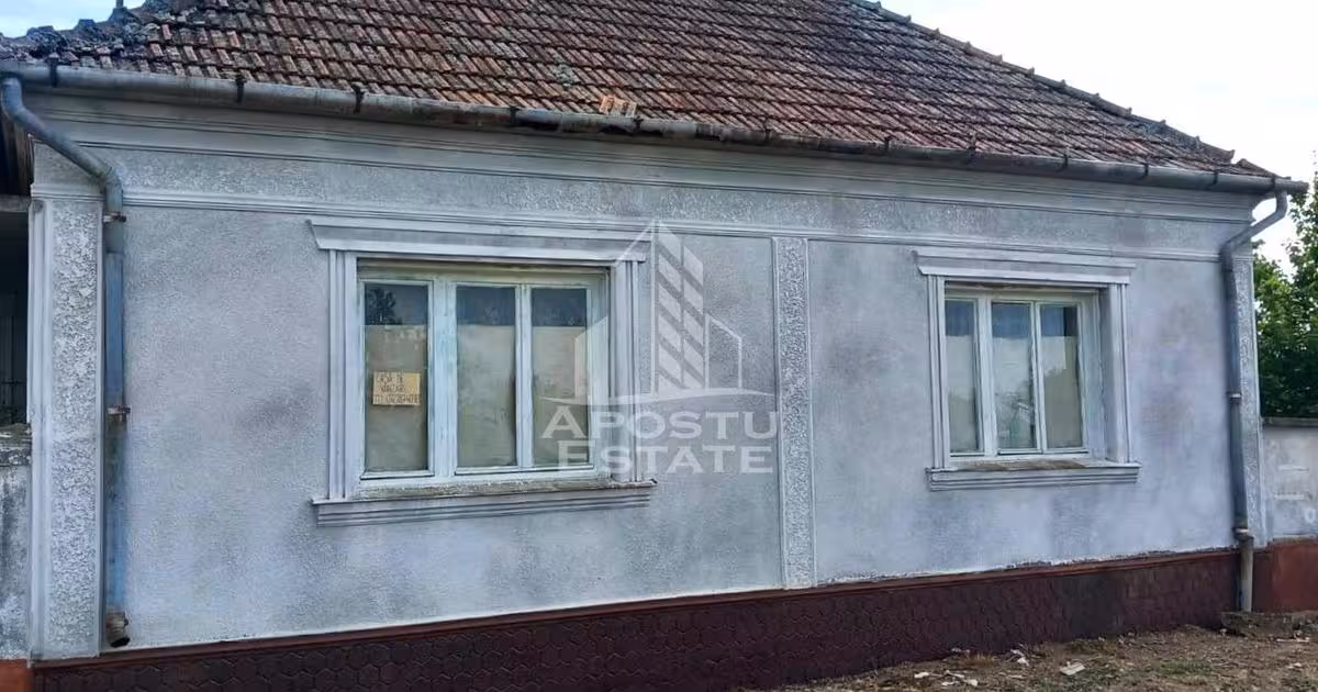 Casă individuală de vânzare cu 5 camere, mobilată în Covăsinț