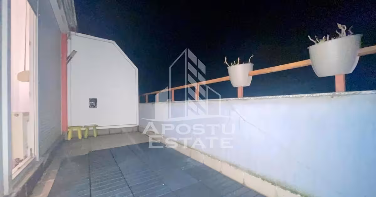 Apartament de vânzare cu 3 camere, mobilat în zona UTA, Arad